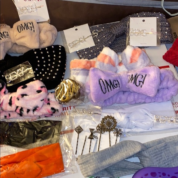 Hair accessory bundle🥰🥰 - Picture 4 of 8